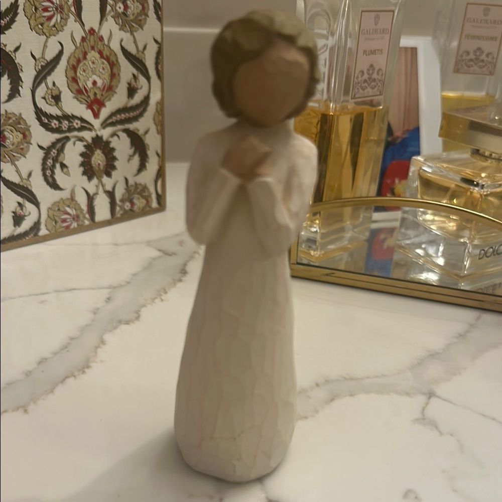 Willow tree Angel of Wishes